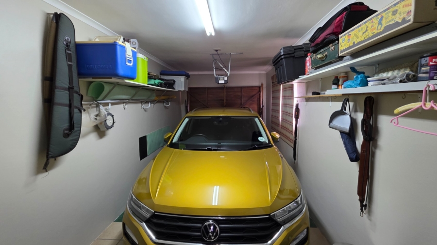 3 Bedroom Property for Sale in Seemeeu Park Western Cape